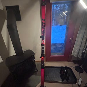 Rossignol Hero FIS SG 209 cm Racing Skis With Bindings Max Din 18 (Used)