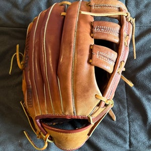 Wilson Vintage Fieldmaster A2640 Shawon Dunston RHT Infield Baseball Glove 11" (Used) like new