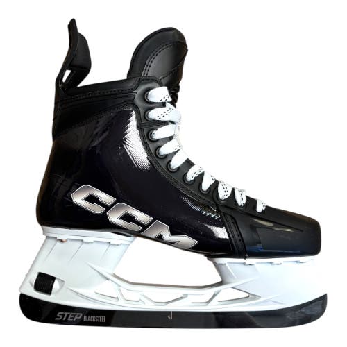 UNRELEASED 2026 CCM Vizion Hockey Skates Pro Stock Prototype 9.5D - Auston Matthews (New)