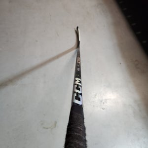 Senior CCM JetSpeed FT5 Pro Right Handed Hockey Stick Mid Pattern 75 Flex Pro Stock (Used)