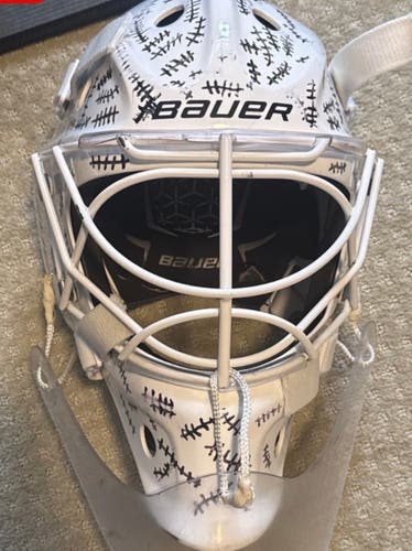 Senior Bauer NME IX Goalie Mask (Used)