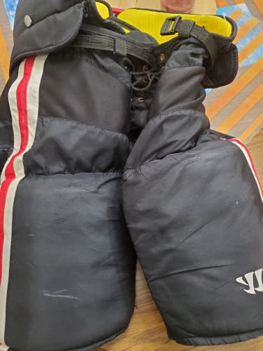 Men's Senior Large Warrior Franchise Hockey Pants (Used)