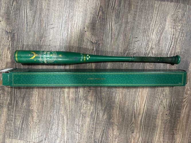 2025 Combat Country Club (Green)MFG Spec A1 Alloy BBCOR Certified Bat (-3) 30 oz 33" (Used)