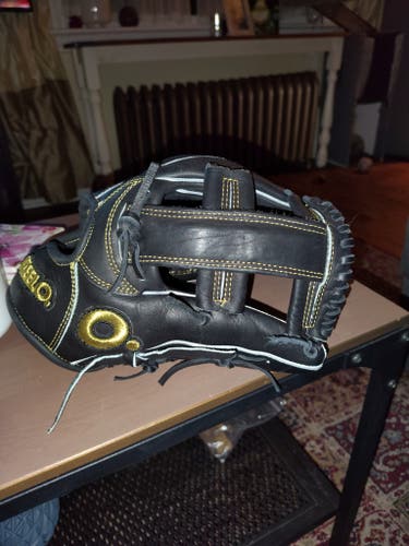Steelo Baseball Glove 11.5" (Used)