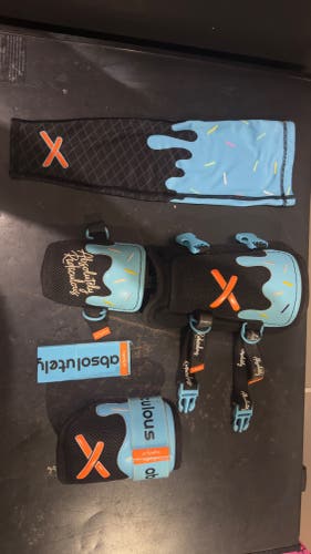 Absolutely Ridiculous Set