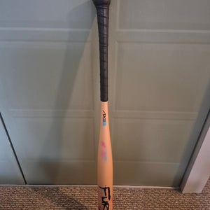 2025 AXE Fury 1 pc Slowpitch Softball Bat (-7) 27 oz 34" (Used)