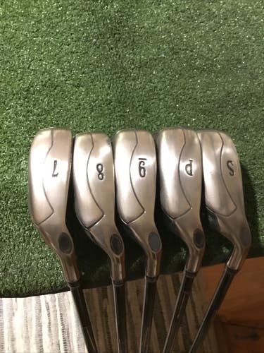 Callaway Ladies Fusion Wide Sole Irons Set (7-PW-SW) 45g Graphite Shafts