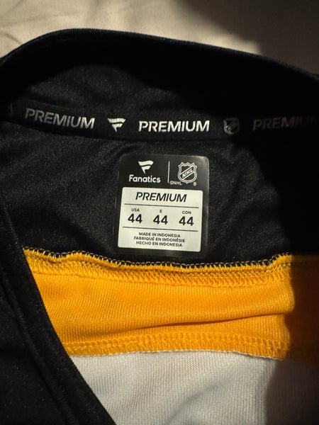 White Small Men's Jersey (New)