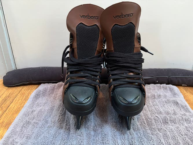 Verbero Hockey Skates Regular Width 8 (Used)