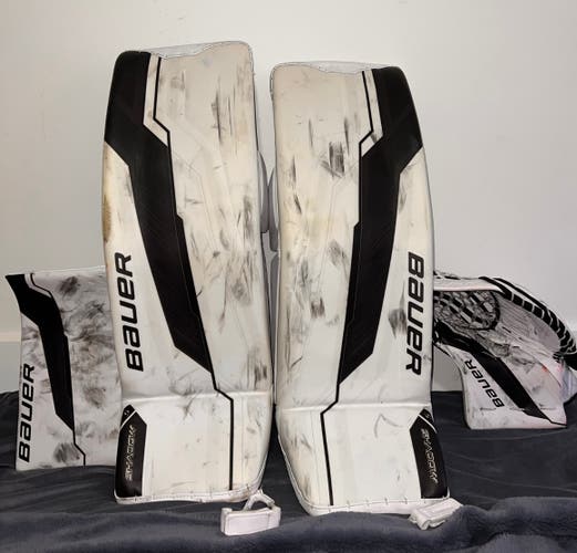 Large (35”) Bauer Supreme Shadow Regular Goalie Full Set (Used)