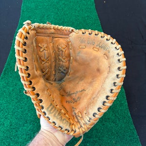 Baseball Glove: Wilson RH First Base Baseball Glove 12.5" (Used)