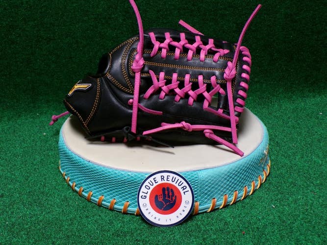 RH Mizuno Outfield MVP Prime Softball Glove 12.5" (Used)