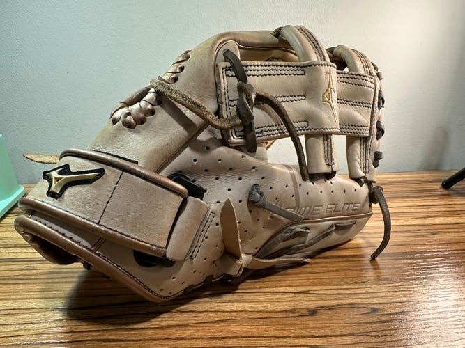 Mizuno Prime ELITE RH Softball Glove 12" (Used)