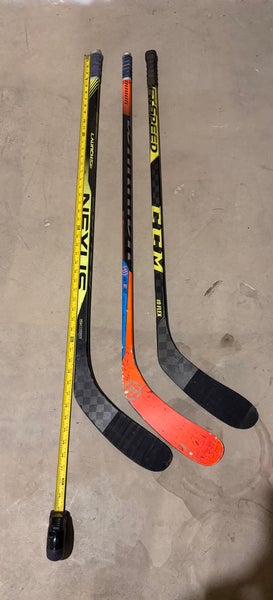 Youth Bauer Right Handed Hockey Stick P28 Less Than 30 Flex (Used)