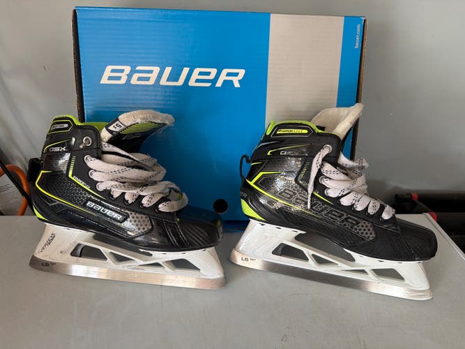 2024 Bauer GSX Goalie Hockey Skates Regular Width Size 5.5 (Used)