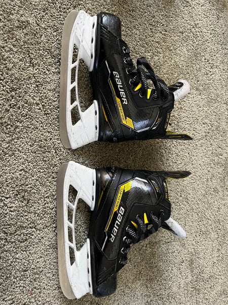 Bauer Supreme M4 Hockey Skates Regular Width 13 (Used)
