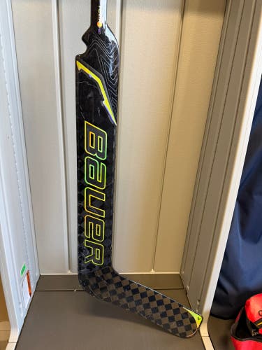 Intermediate Bauer Vapor Fylite Regular Goalie Stick 23" Paddle (Used)