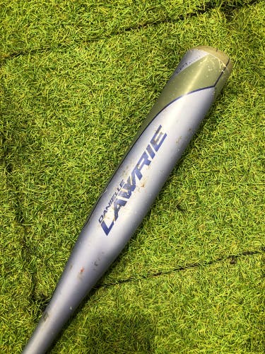 2020 AXE Danielle Lawrie Alloy Bat (-12) Alloy 16 oz 28" (Used)