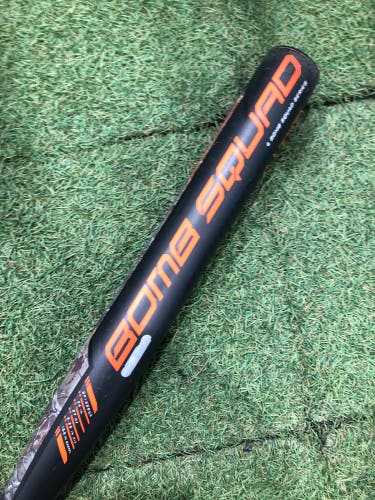 2016 Easton Bomb Squad Composite Bat 27 oz 34" (Used)