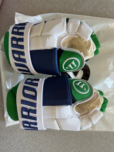 Warrior Covert QR6 Pro Gloves 13" Pro Stock (Used)