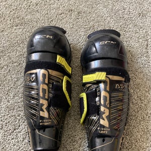 Youth CCM Tacks AS-V Pro 9" Shin Pads (Used)