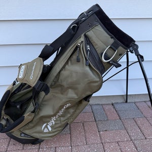 Taylormade Golf Stand Carry Bag Dual Straps 6 Way Dividers Brown Black