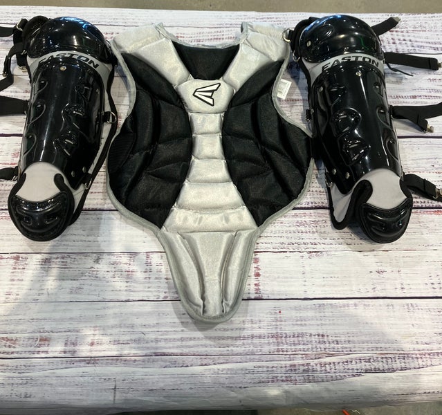 Youth Easton Black Magic Catcher's Set (New) - No Helmet