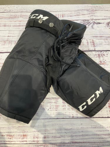 Black Youth Large CCM QuickLite 230 Hockey Pants (Used)