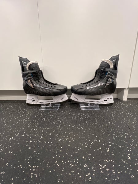 True SVH Hockey Skates 7 (Used)