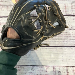 Black Nike Sha/do Edge RH Baseball Glove 11.5" (Used)