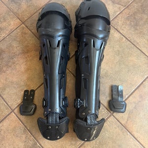 Rawlings Mach Catcher's Leg Guard