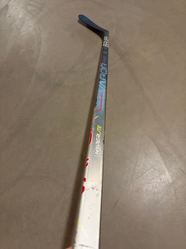 Intermediate Bauer Vapor Hyperlite Left Hand Hockey Stick P92M 65 Flex (Used)