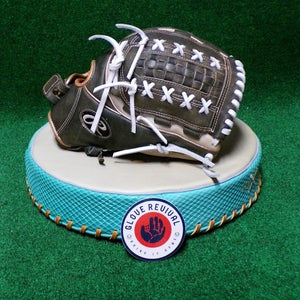 Rawlings RH Heart of The Hide Softball Glove 12" (Used)