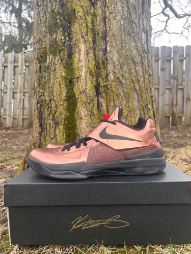 Men's Size M 11.0 (W 12.0) Nike Kd 4 Shoes (Used)