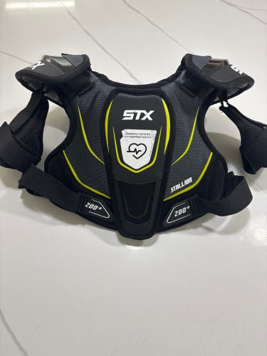 Small Youth STX Stallion 200+ Shoulder Pads (Used)