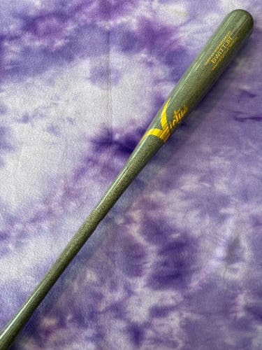 Victus BWITT Jr Bat Maple 30" (New)