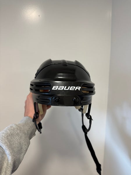 Medium Bauer 4500 Helmet (Used)