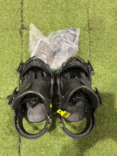 2022 Women's Small Now Brigada Snowboard Bindings (New)