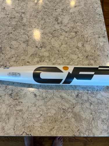 Used Demarini CB5-22 BB/SB USSSA 2 5/8 Bat 32” 27oz Drop 5