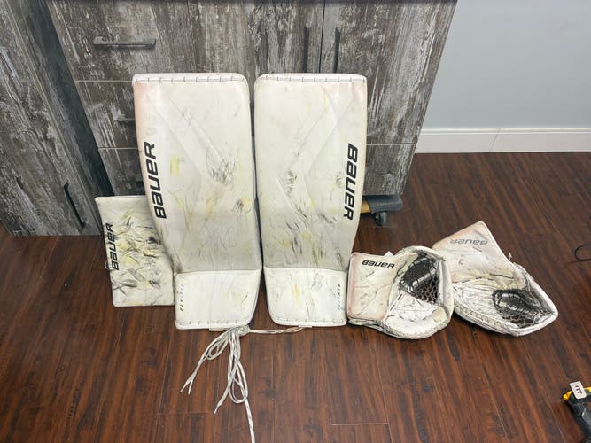 34" 2025 Bauer Flylite Regular Goalie Full Set (Used)