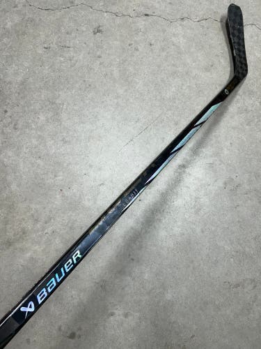 70 Flex P92 Senior Bauer Proto-R Left Hand Hockey Stick Pro Stock (Used)