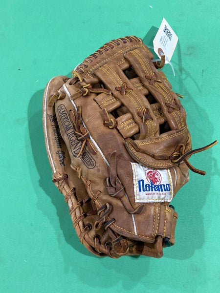 Used Nokona AMG600 Left Hand Throw First Base Baseball Glove 12.5"