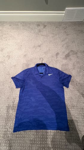 Men's Blue Camo Nike DRIFIT Golf Shirt - Large