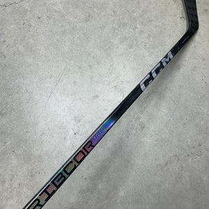 100 Flex Custom P28 Senior CCM Trigger 8 Pro Left Hand Hockey Stick Pro Stock (Used)