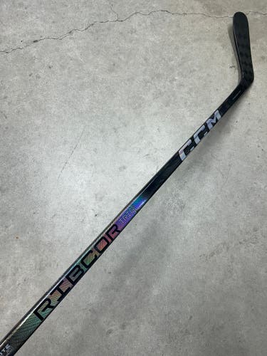 100 Flex Custom P28 Senior CCM Trigger 8 Pro Left Hand Hockey Stick Pro Stock (Used)
