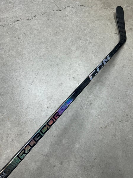 100 Flex Custom P28 Senior CCM Trigger 8 Pro Left Hand Hockey Stick Pro Stock (Used)
