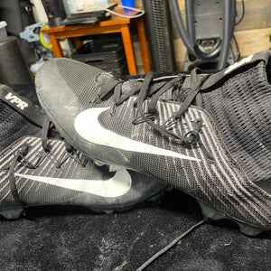 Men's Size M 11.0 (W 12.0) Nike Vapor FLYWEAVE (Used)