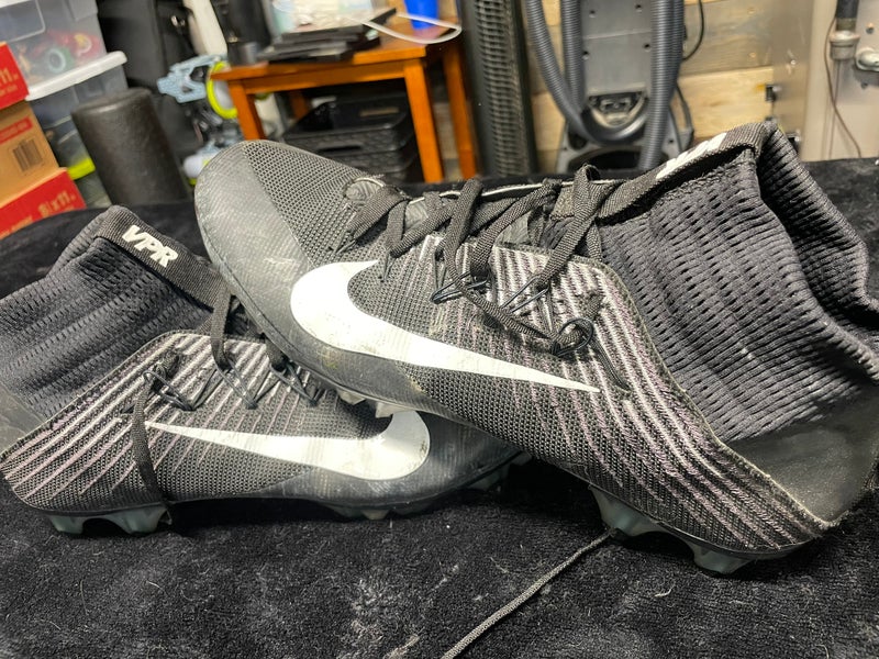 Men's Size M 11.0 (W 12.0) Nike Vapor FLYWEAVE (Used)