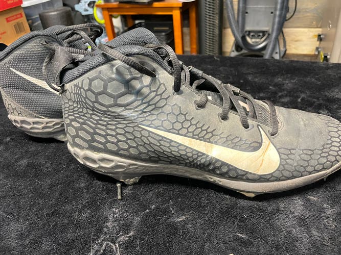 Black Men's Size M 10.5 (W 11.5) Nike Force Zoom Trout 5 High Top (Used)