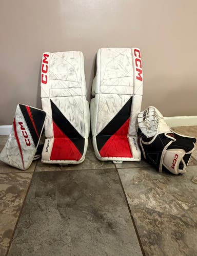 31" CCM EFlex 6.9 Regular Goalie Full Set